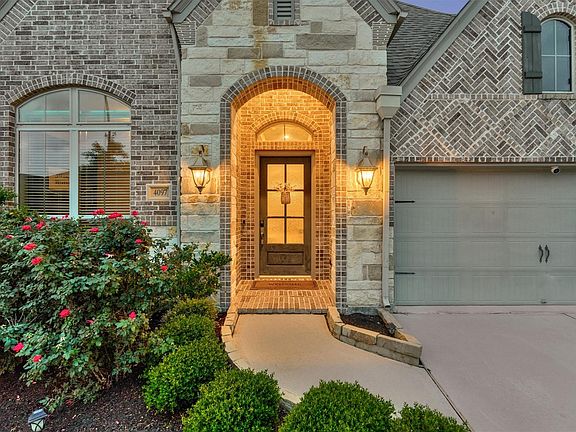 2nd image of 4097 Emerson Cove Dr