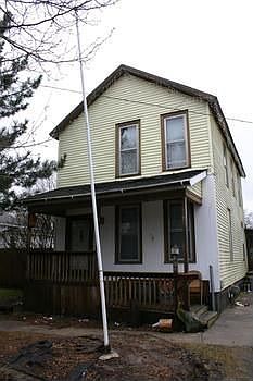 1st image of 809 Litchfield St
