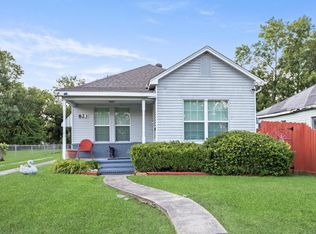 823 13th St, Port Arthur, TX 77640