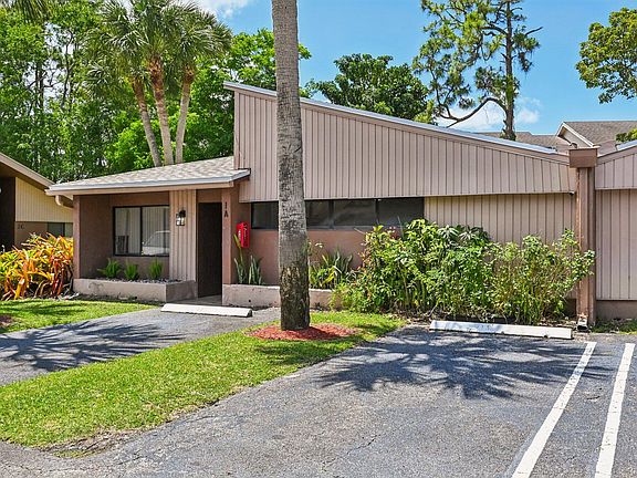 2nd image of 166 Sparrow Drive #1a