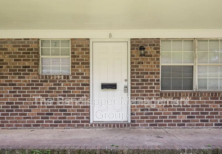 634 Cashew St #B — Photo 10