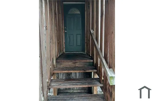 Building Photo - 3759 N Marshall St #2