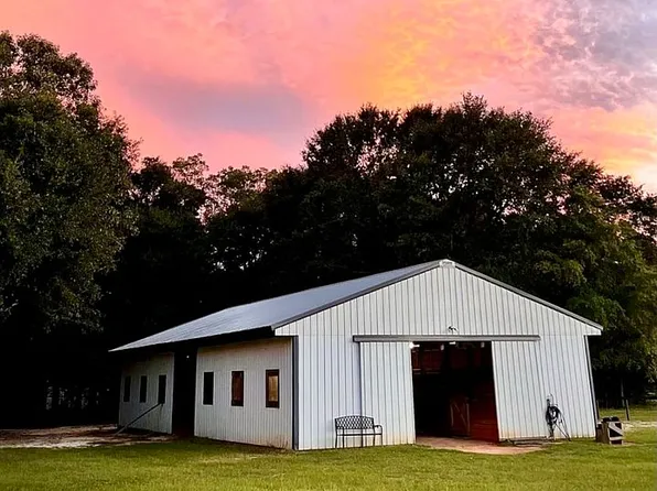 1869 Surrey Race Rd, Springfield, SC 29146