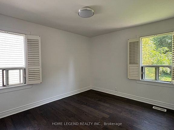 5th image of 75 Gradwell Dr