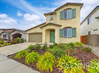 747 Silver Creek Cir, Plumas Lake, CA 95961