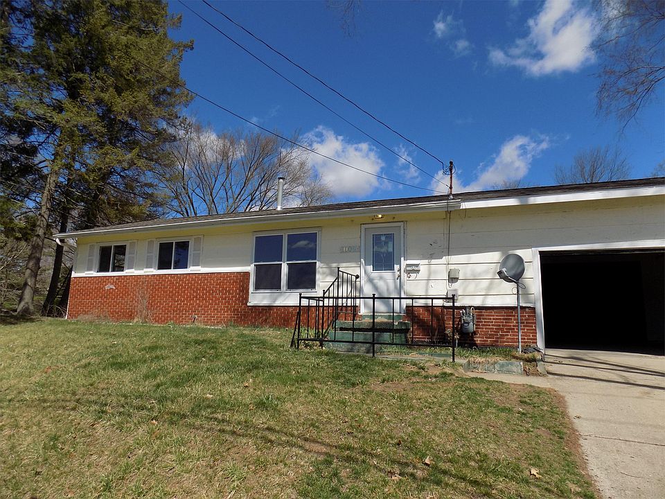 1st image of 1005 E North St