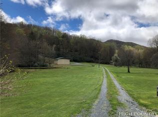 275 Locust Ln, Boone, NC 28607