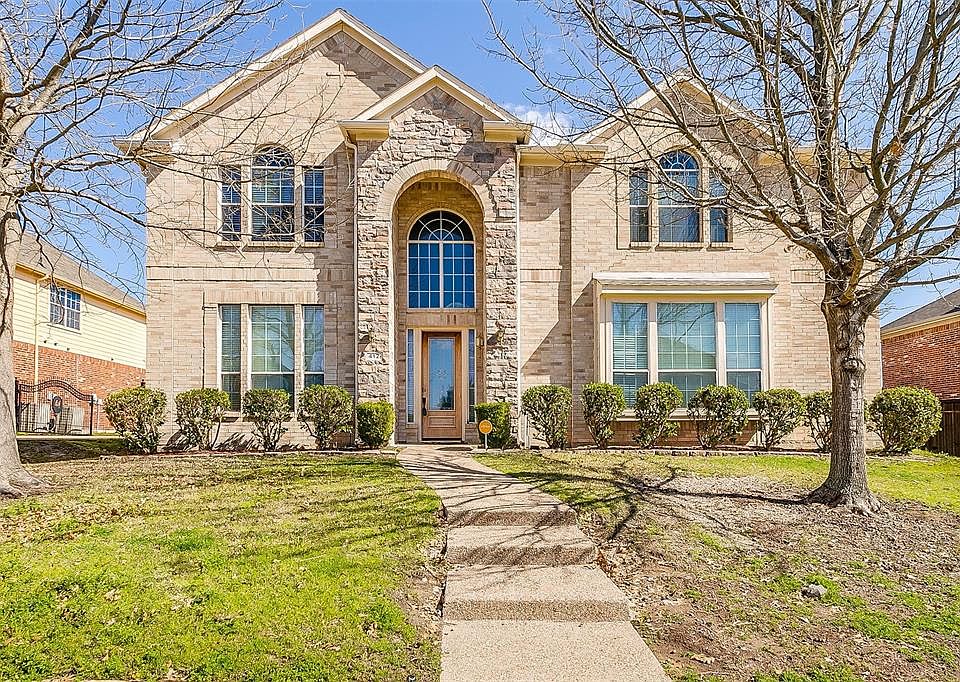1st image of 412 Oleander Dr