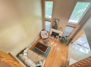101 Waldorf Dr, Princeton, NJ 08540