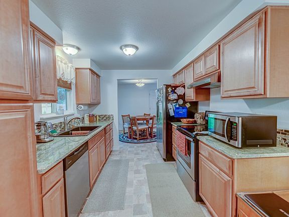 4th image of 12516 125th Avenue Ct E