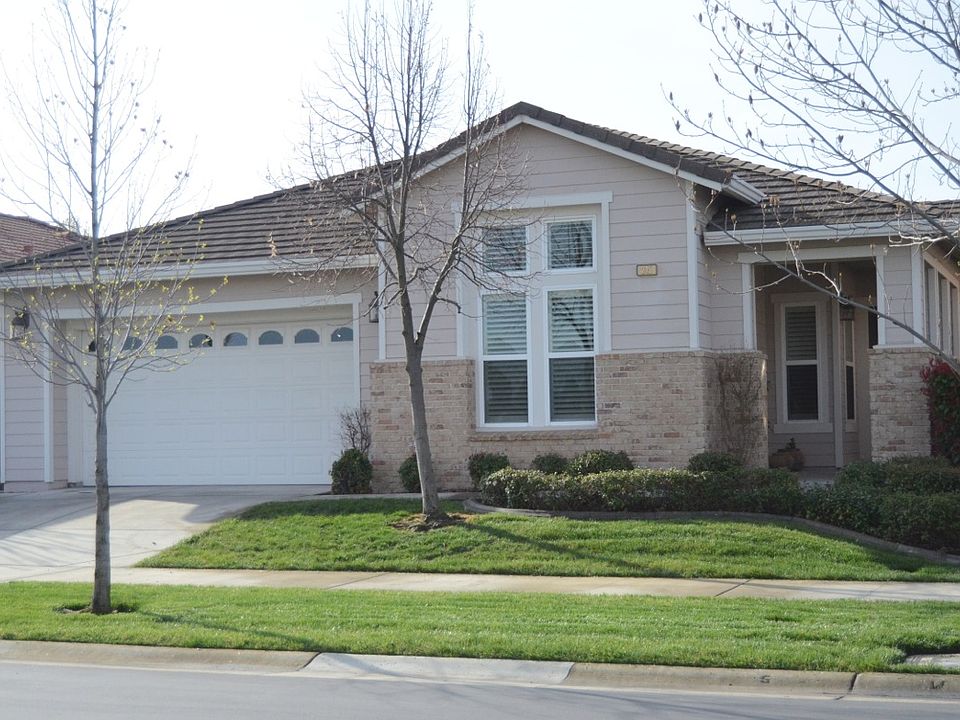1st image of 245 Mill Valley Cir S