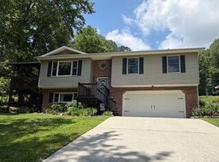 4020 Cooks Inlet Rd, Kingsport, TN 37664