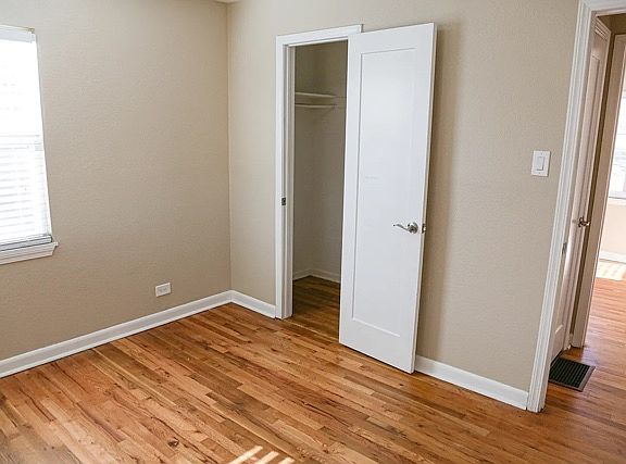2nd image of 4075 Vallejo St