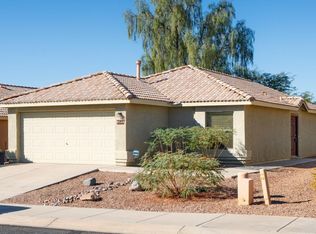 9533 N Scarlet Tanager Ln, Tucson, AZ 85742