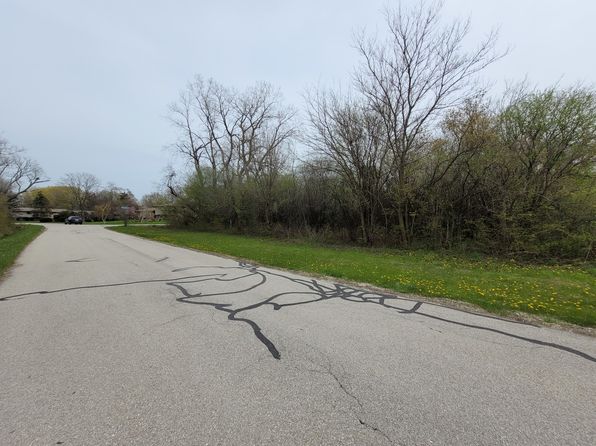 20W227 Pleasantdale Dr, Lemont, IL 60439