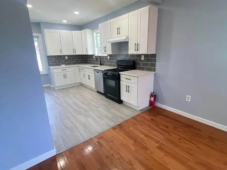 17 Walnut Ter — Photo 8