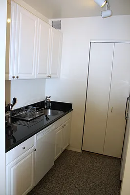 Rented by Maximo Properties | media 18