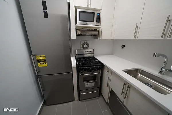 Rented by Citi Habitats | media 12