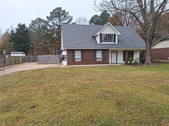 2nd image of 103 Camellia Ln