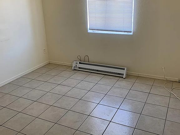 5th image of 5754 E 28th St