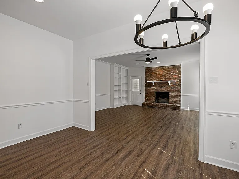 522 Summitt St — Photo 9