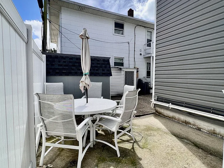 9 N Wyoming Ave #B — Photo 48