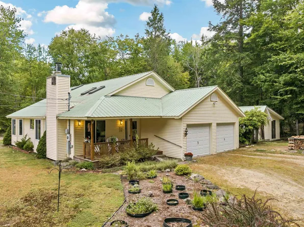 46 Pot O Beans Road, Moultonborough, NH 03254