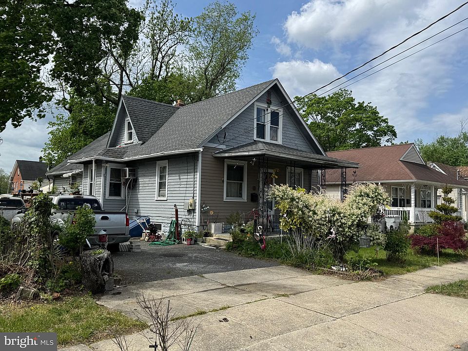 2nd image of 417 Erin St
