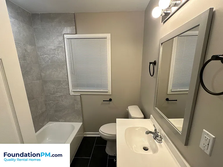 1711 S Sutton Dr — Photo 9