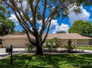 6692 N Grande Dr, Boca Raton, FL 33433