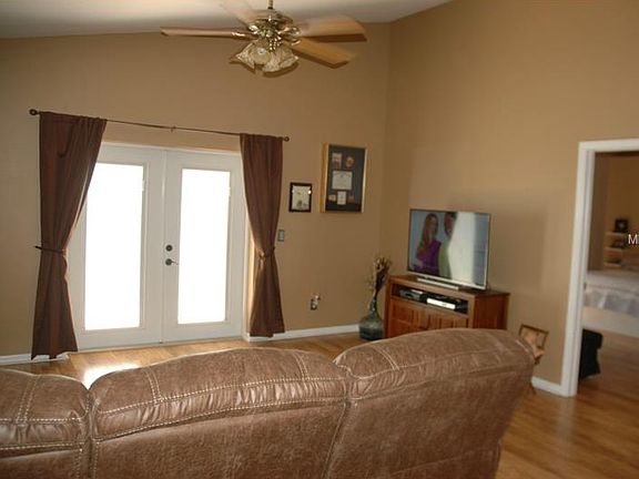2nd image of 24440 Landing Dr