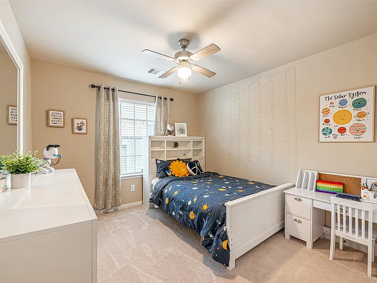 119 Emerald Loch Ln — Photo 6
