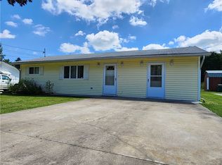 10622 N Maple Dr, Espyville, PA 16424