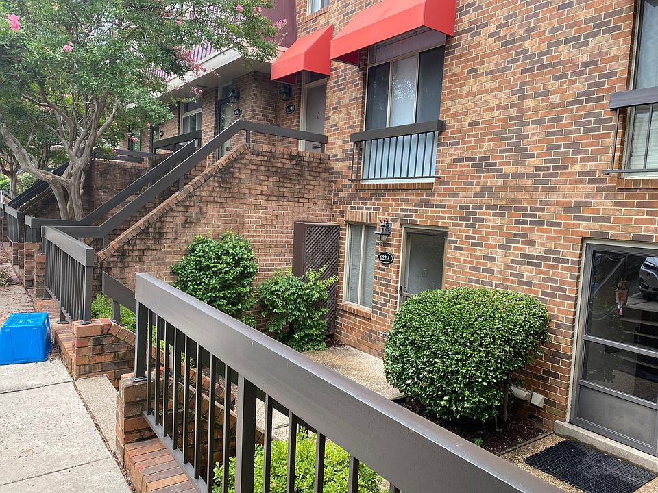 1st image of 622 15th St S APT A