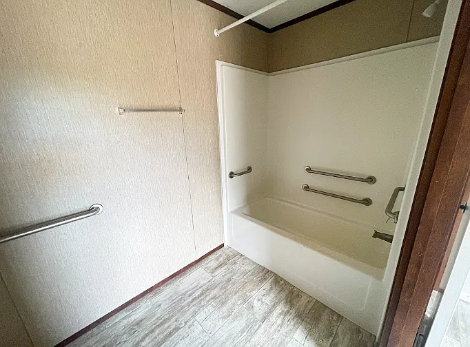 18234 Benton City Rd #3 — Photo 9