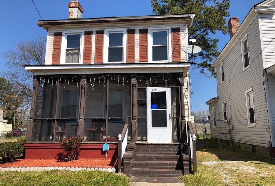 1st image of 2214 Queen St