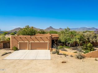 2222 E Maddock Rd, Phoenix, AZ 85086