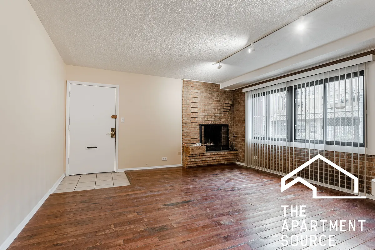 Building Photo - 715 W Diversey Pkwy #6