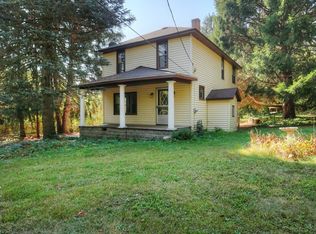 152 Four Mile Rd NW, Comstock Park, MI 49321