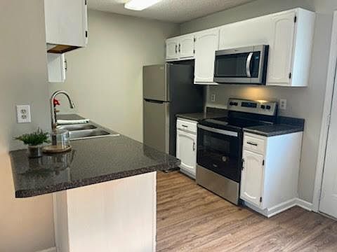 3rd image of 9019 Fountain Brook Ln