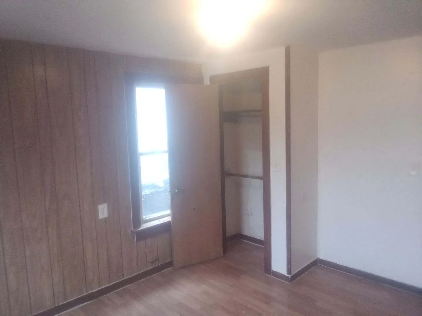 435 S James Street — Photo 2