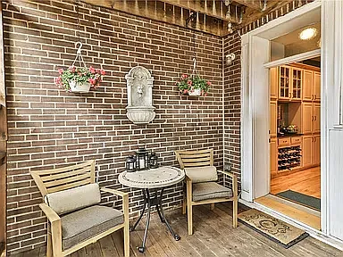 2056 Lafayette Ave #2W — Photo 6