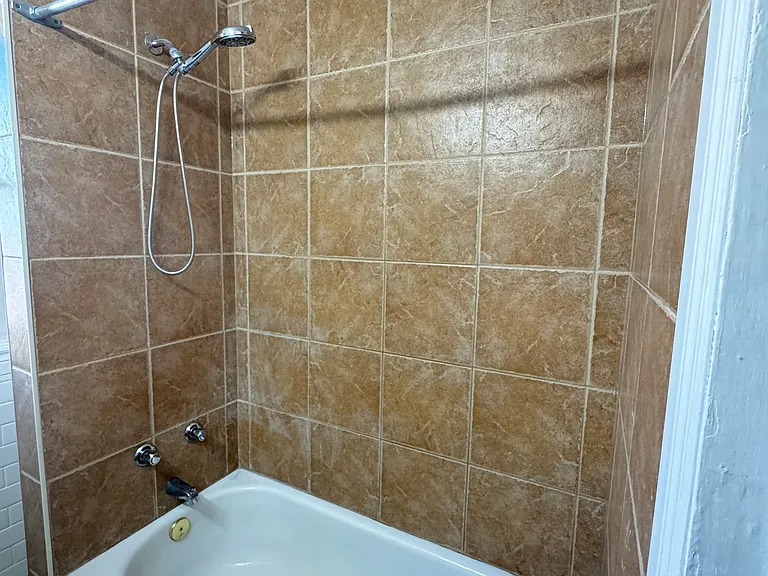 2177 Dougall Ave #1 — Photo 12