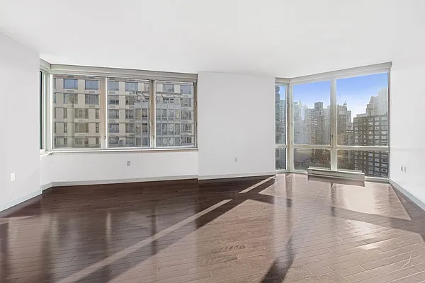 Sold by Compass | media 2