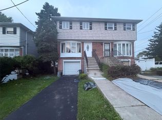 4 Gerri Ln, Yonkers, NY 10703