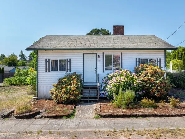 316 E Main St, Carlton, OR 97111