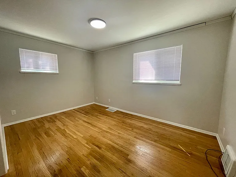 4726 E Utah Pl — Photo 12