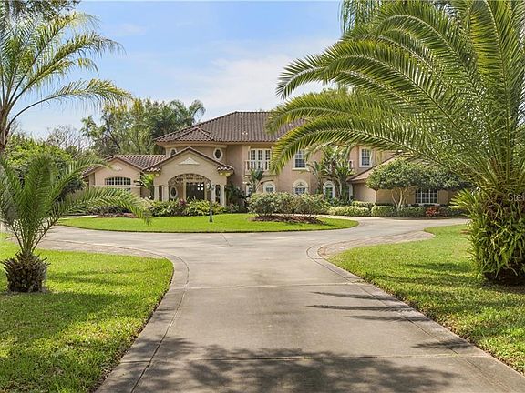 2nd image of 3520 Lakeshore Dr