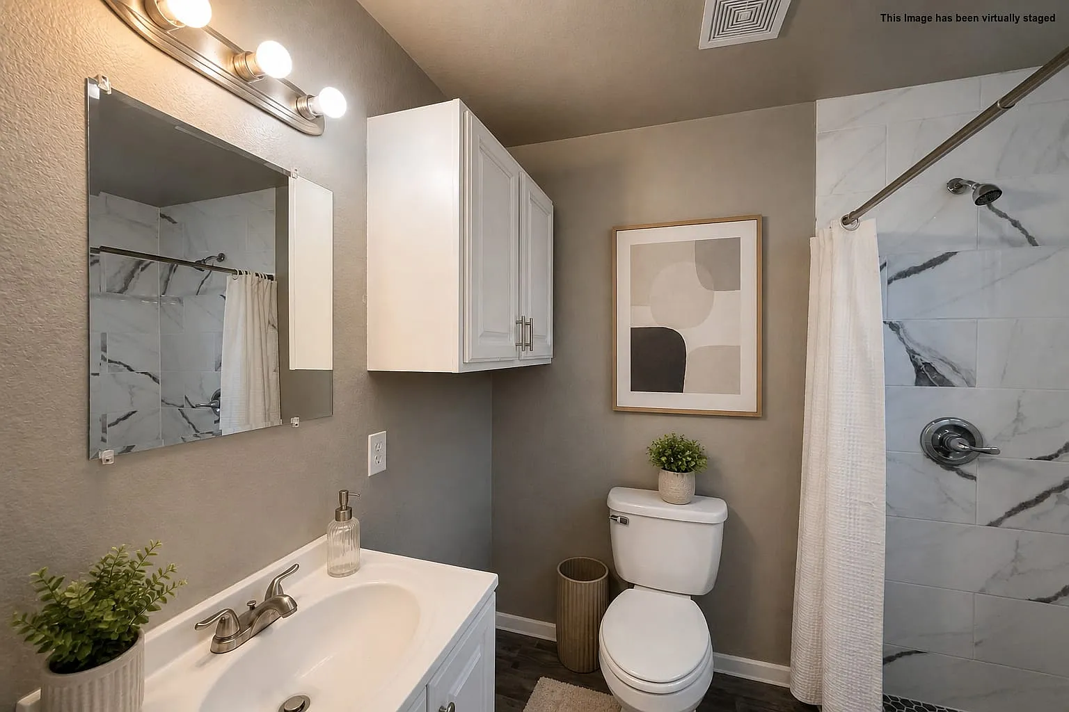 2 bed, 700 sqft, $1,900 — Photo 3