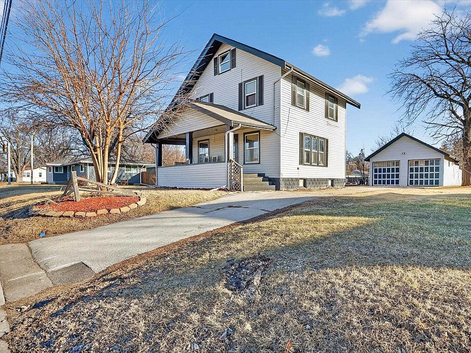 1st image of 825 Harlem Rd E